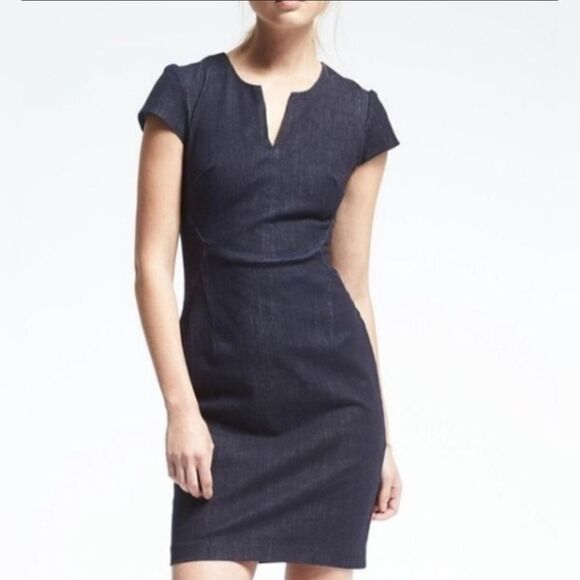 BANANA REPUBLIC Premium Denim Fitted Sheath Dress - size 8 - Picture 1 of 13